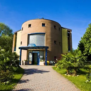 Il Canneto 3* Porto Ceresio
